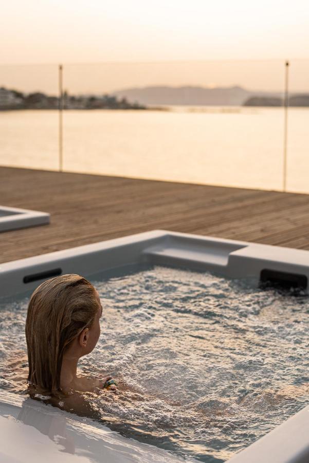 Domus Aqua Villa Kato Daratso Eksteriør billede