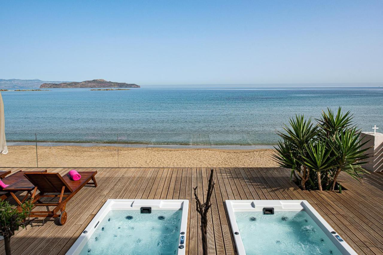 Domus Aqua Villa Kato Daratso Eksteriør billede